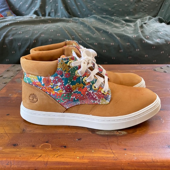 Timberland x Liberty of London Bria Wheat Nubuk Sneakers Women's Size 8.5 - Picture 10 of 14